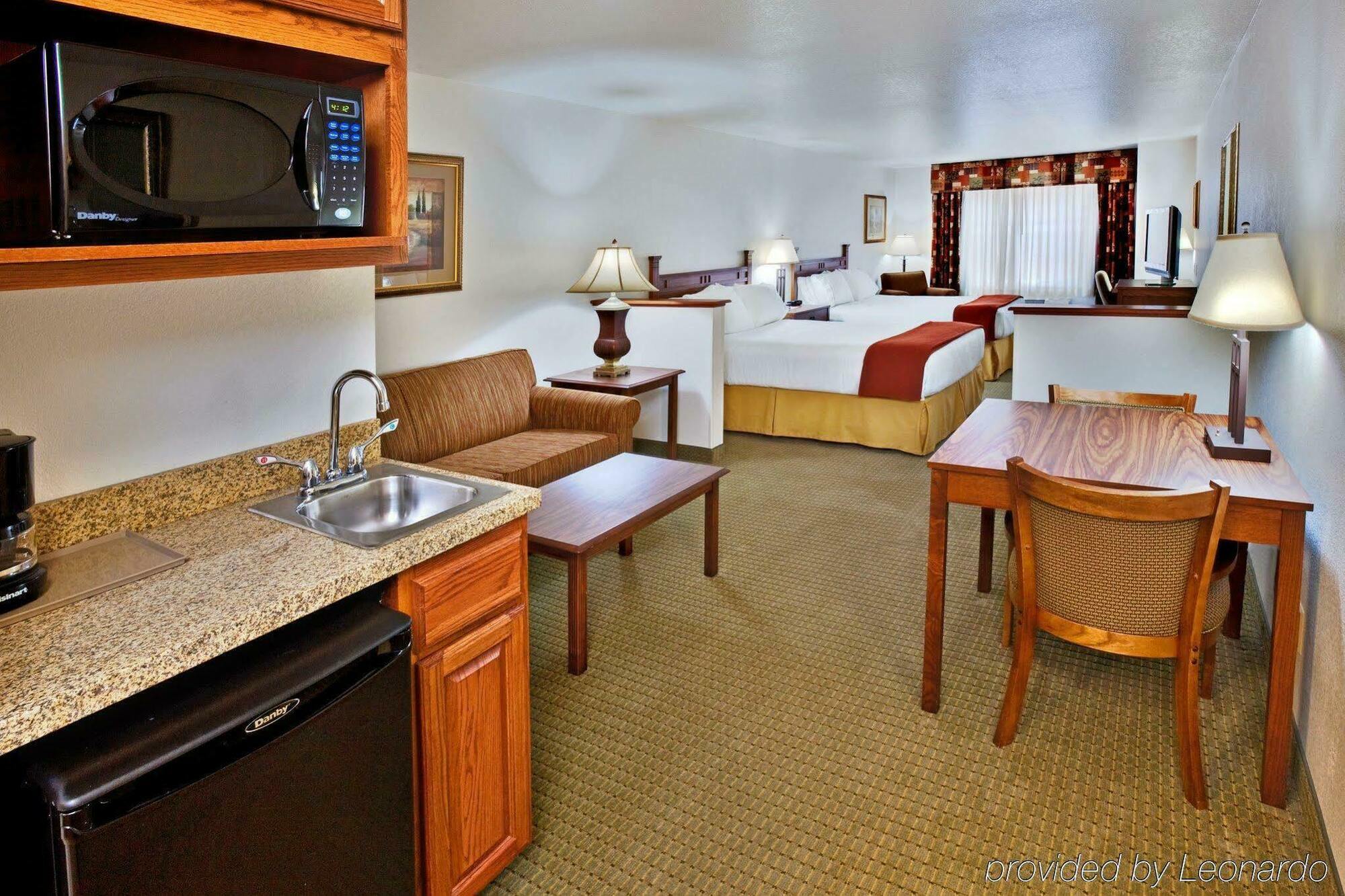 Holiday Inn Express & Suites Jacksonville By Ihg South Jacksonville Εξωτερικό φωτογραφία
